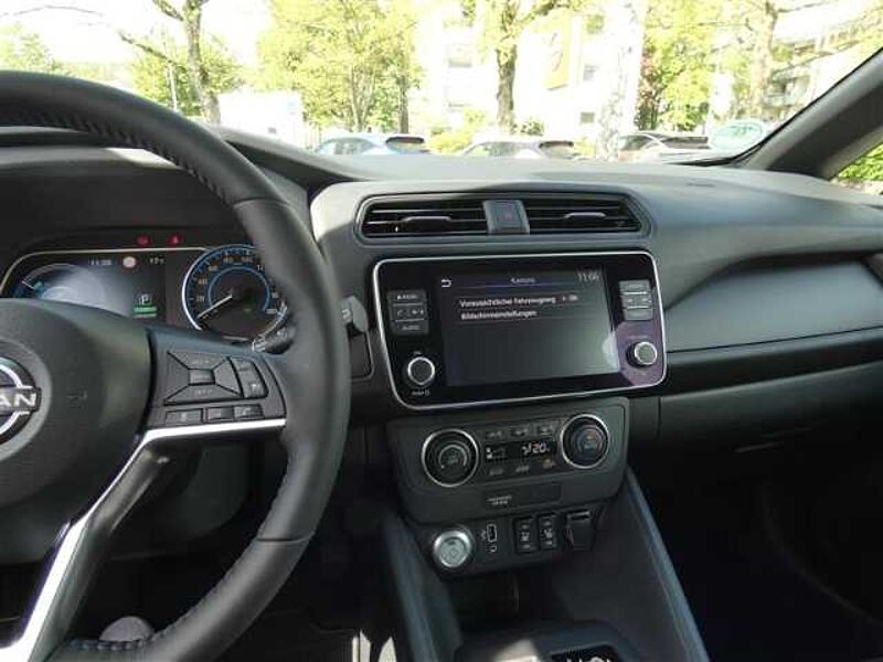 Nissan Leaf e+ Acenta 62 kWh Navi Scheinwerferreg. Apple CarPlay Android Auto Klimaautom DAB